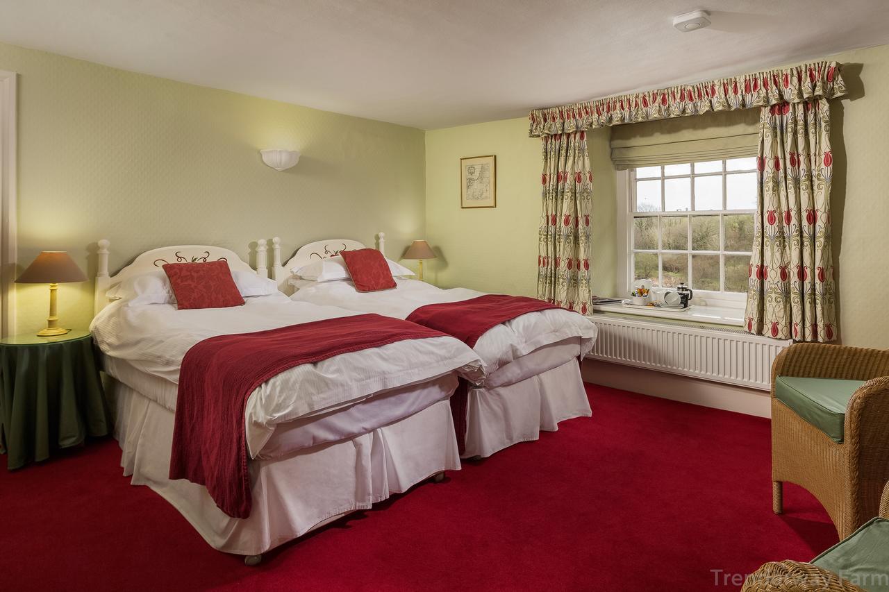 Trenderway Farm Bed and Breakfast Looe Eksteriør billede