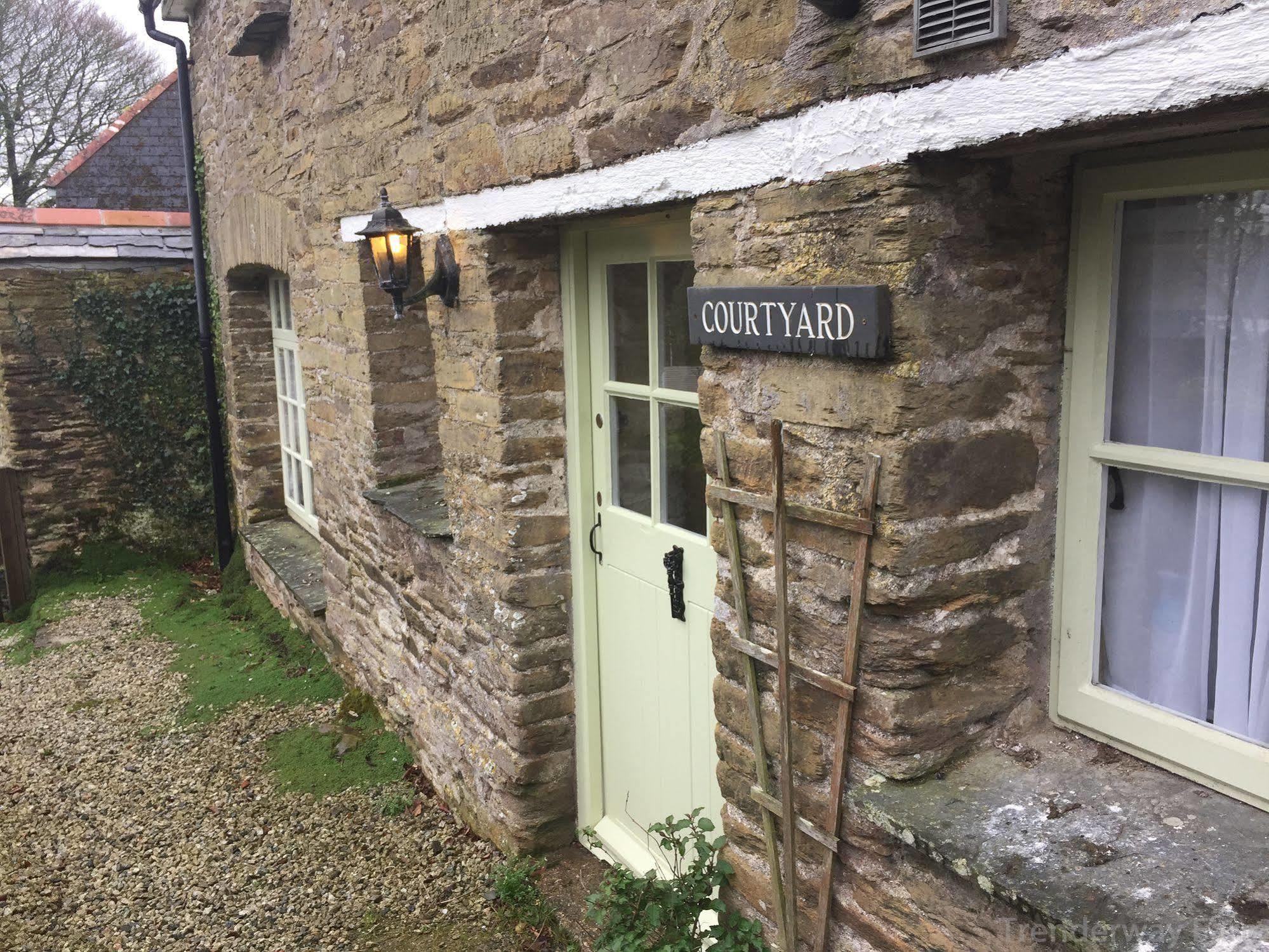 Trenderway Farm Bed and Breakfast Looe Eksteriør billede