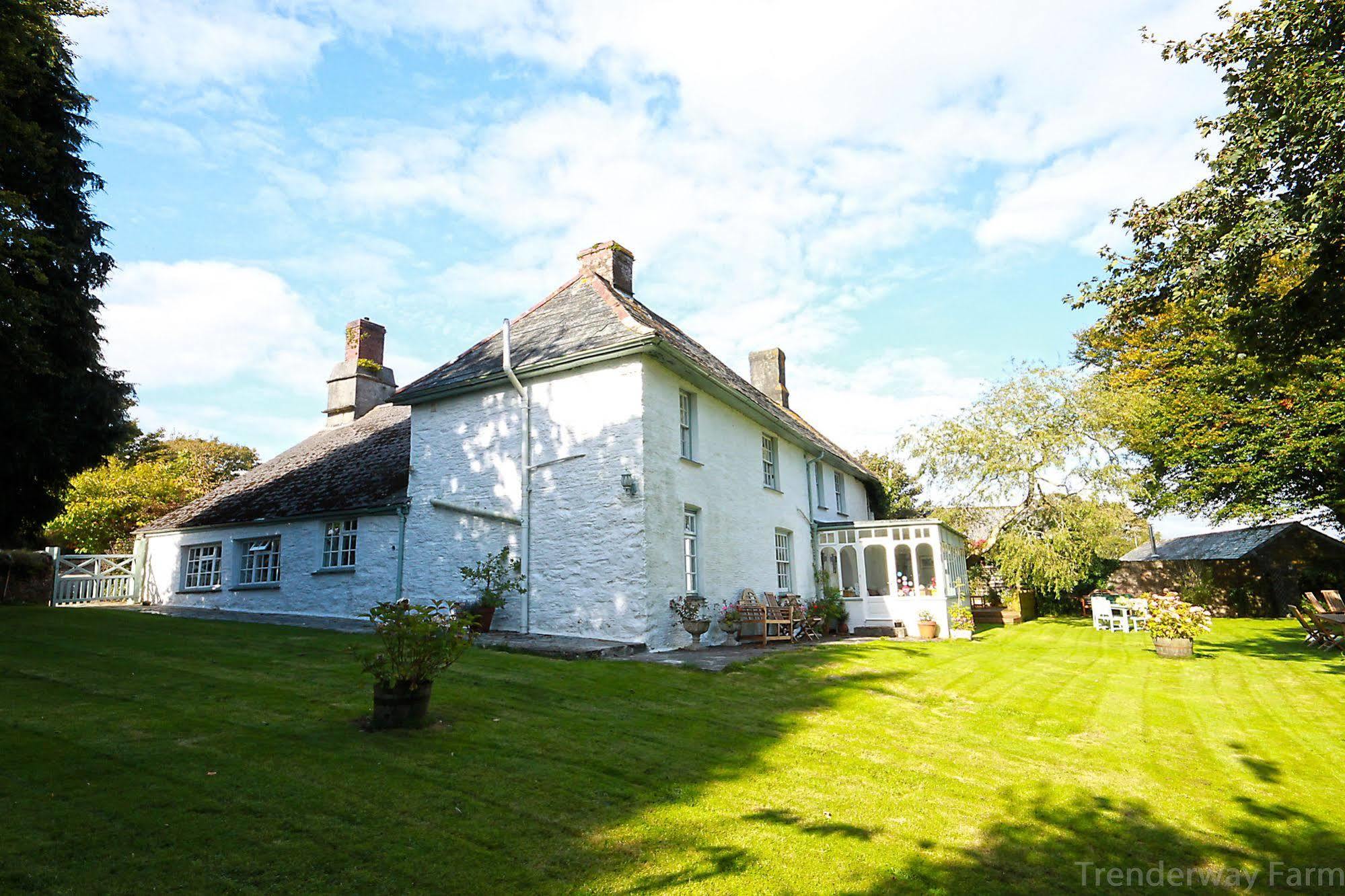 Trenderway Farm Bed and Breakfast Looe Eksteriør billede