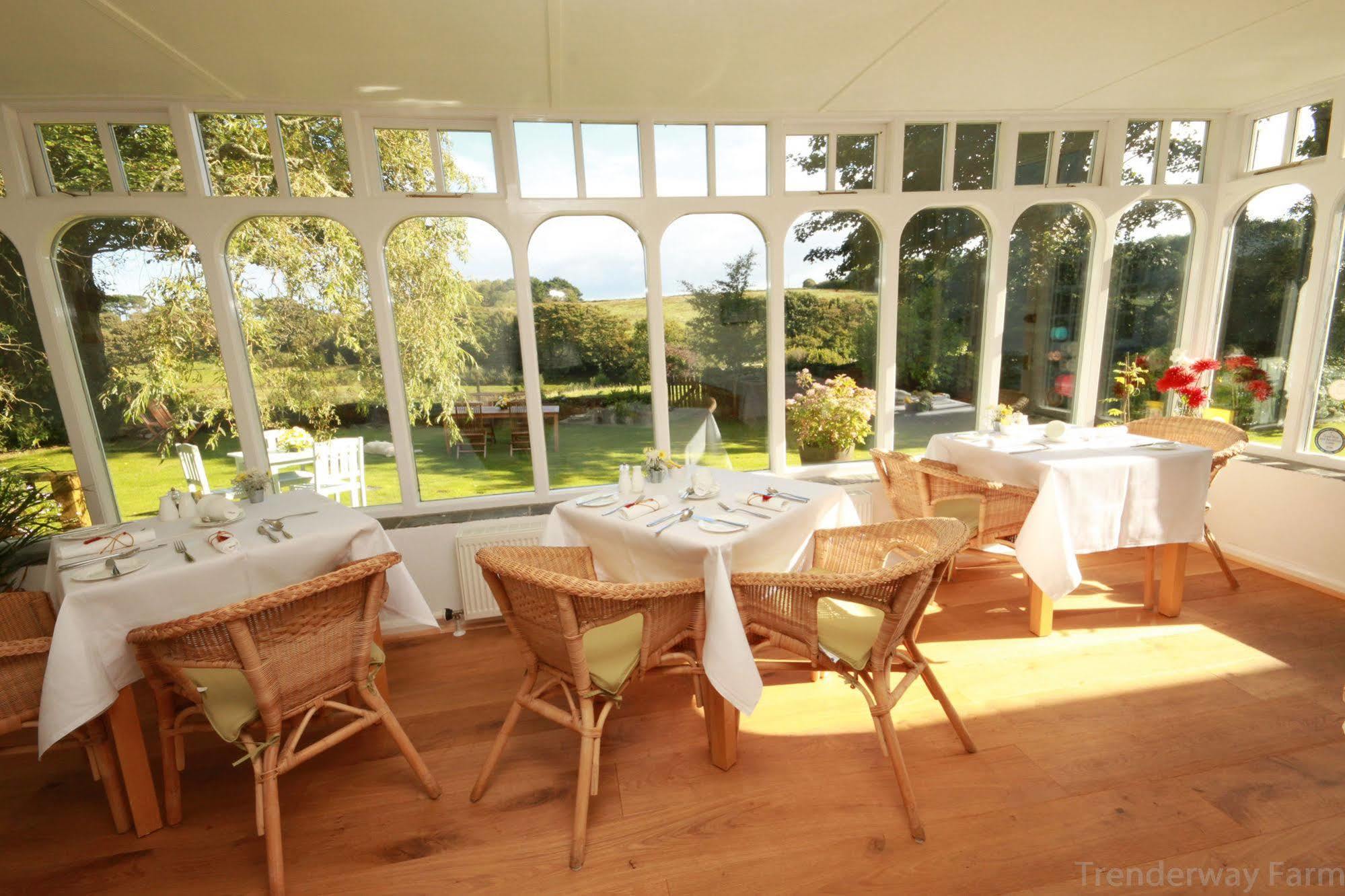 Trenderway Farm Bed and Breakfast Looe Eksteriør billede