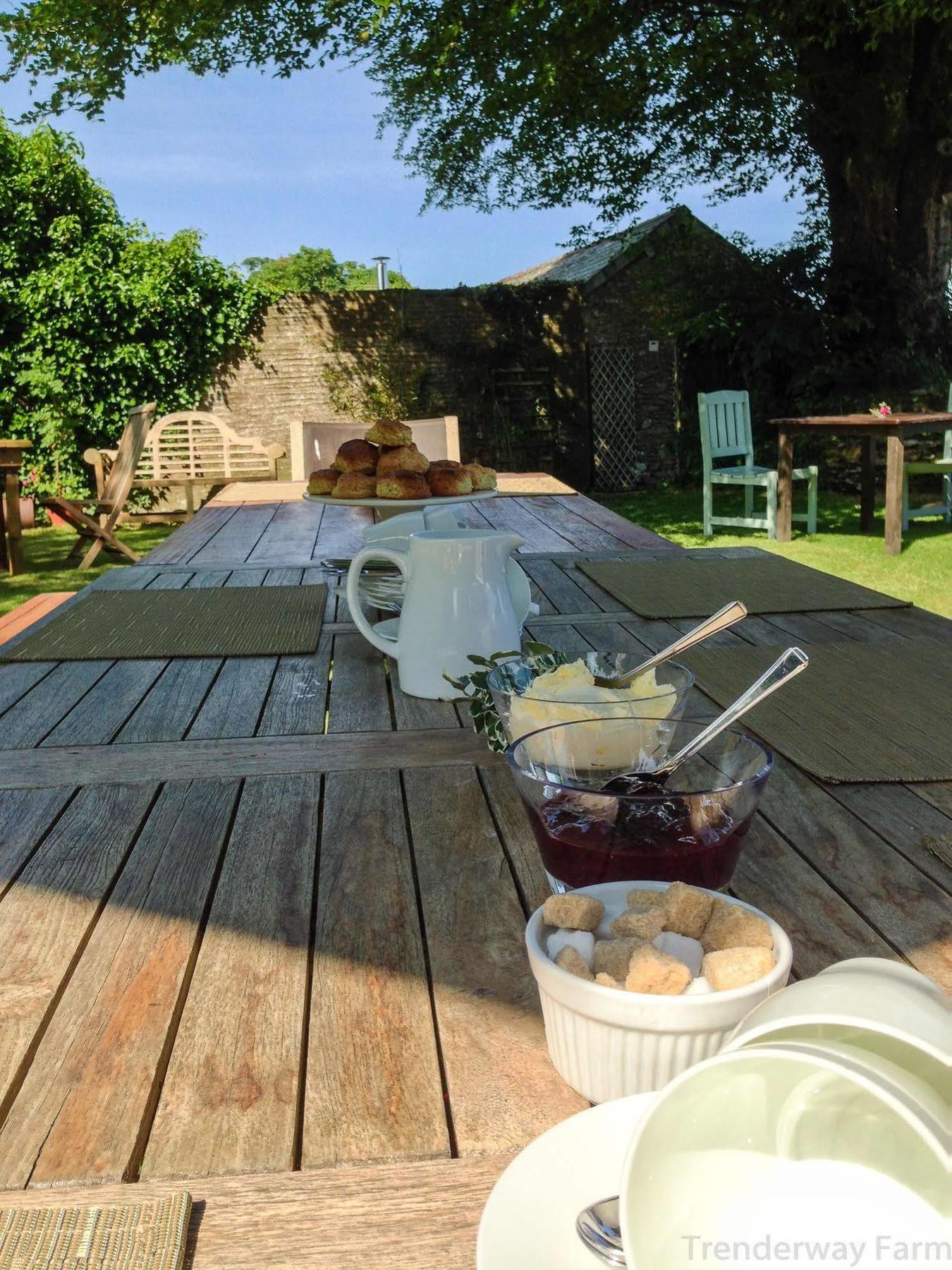 Trenderway Farm Bed and Breakfast Looe Eksteriør billede